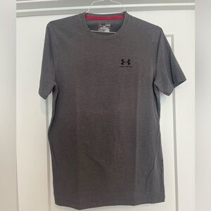 Under Armour men’s small shirt